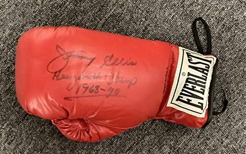 Jimmie Ellis potpisala je boksačku rukavicu s autogramom prvaka 1968-70.