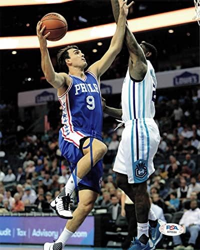 Dario Saric potpisao 8x10 Photo PSA/DNA Philadelphia 76ers Autografirano - Autografirane NBA fotografije