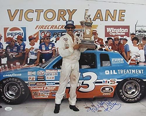 Richard Petty NASCAR Potpisan/Autografirano 16x20 Photo JSA 153210 - Autografirane NASCAR fotografije