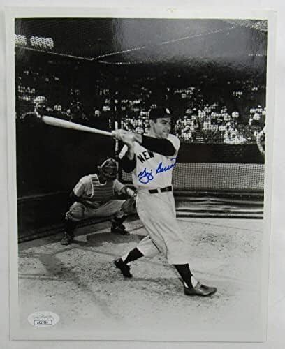 Yogi Berra potpisao automatsko autogram 8x10 Photo JSA AC15516 - Autografirane MLB fotografije